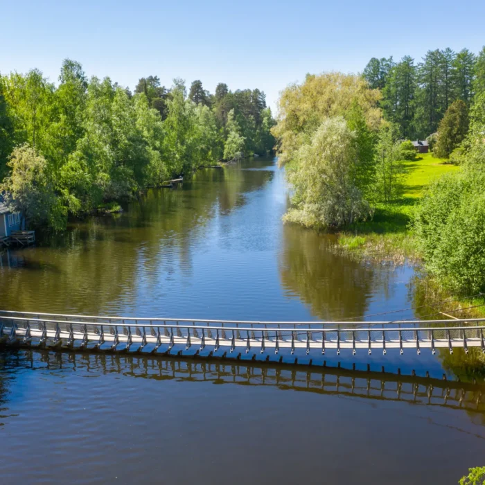 Itä-Hämeen opisto riippusilta